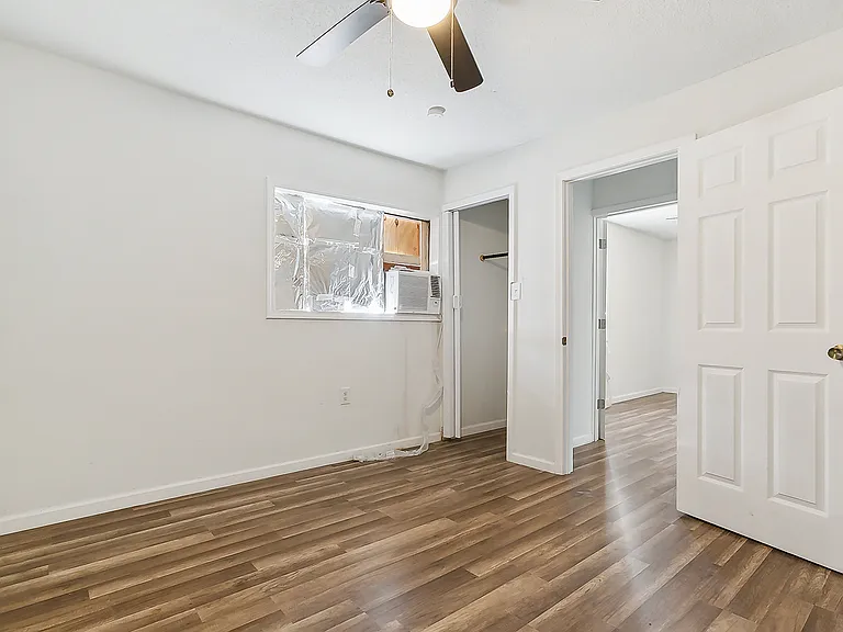 1836 Plaza Dr — Photo 17