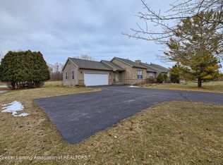 1628 Hagadorn Rd, Mason, MI 48854