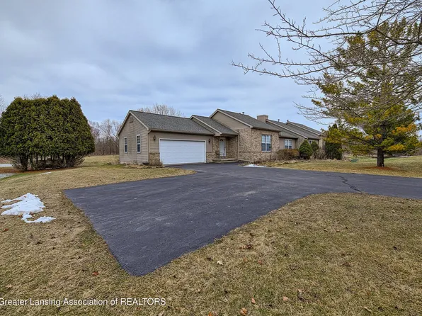 1628 Hagadorn Rd, Mason, MI 48854