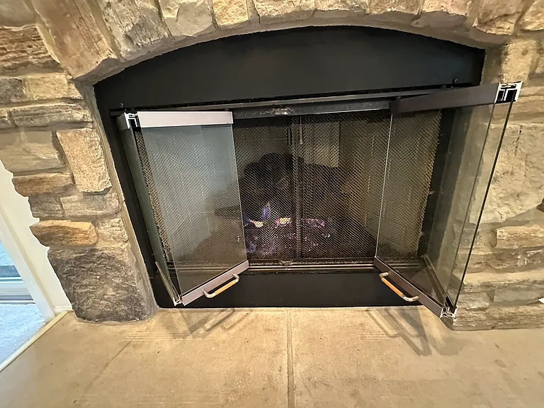 560 Lancaster Dr #560 — Photo 28
