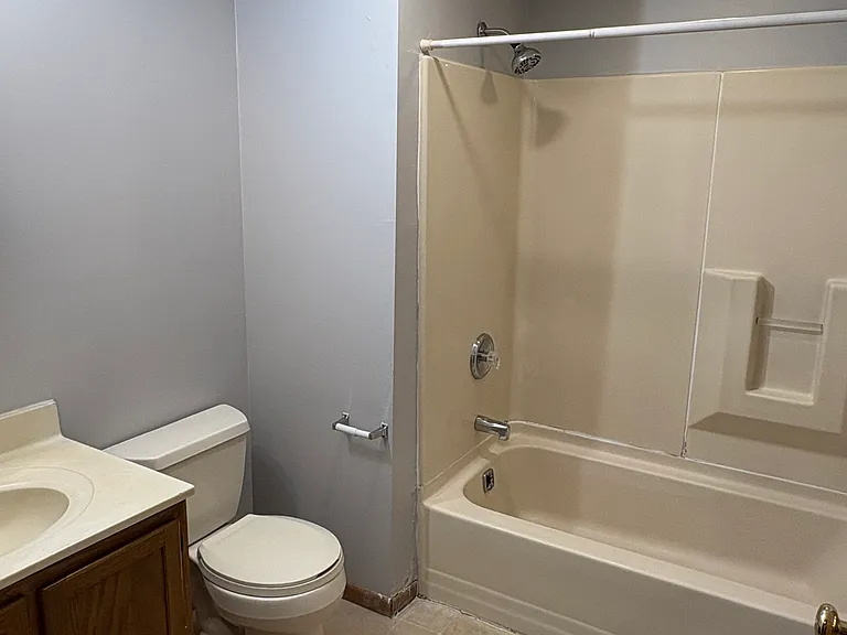 2114 Murray Ave — Photo 7