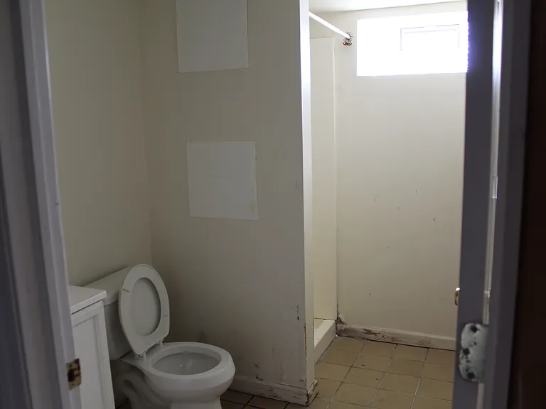 110 Ballard St #1 — Photo 14