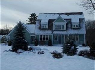 120 Crickett Ln, North Andover, MA 01845
