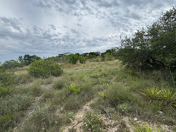 3rd image of 5103 Weletka Dr
