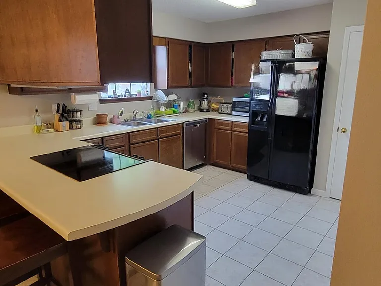 1731 Bayshore Dr — Photo 14