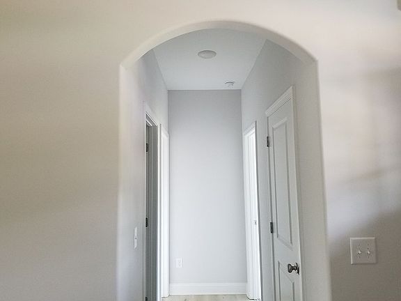 3rd image of 540 Forden Dr