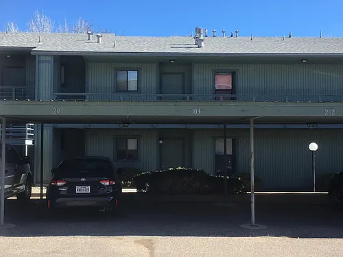 1300 Iris St #203 Photo 1