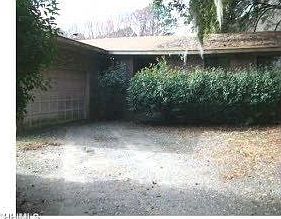 1st image of 17 Ben White Dr
