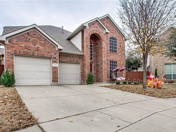 2nd image of 3721 Moultrie Dr