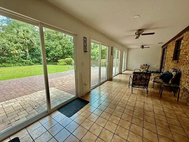 543 Princewood Dr — Photo 20