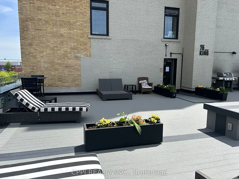 70 King St E #313 — Photo 6