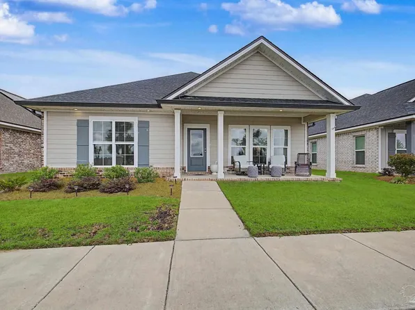 8967 Eureka St, Milton, FL 32583