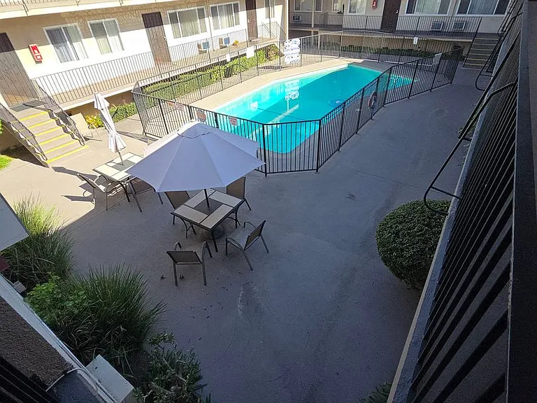 812 S Glendale Ave #23 — Photo 3