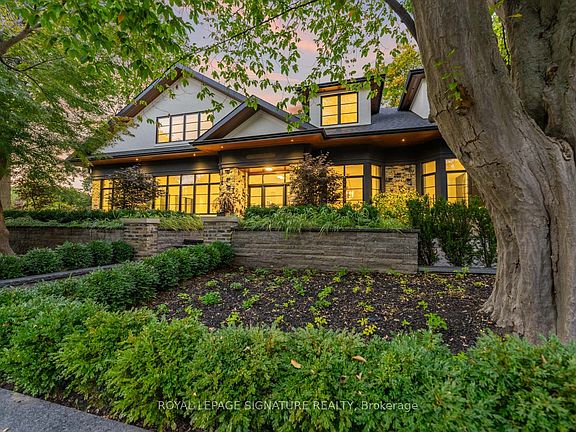 3rd image of 8 Crown Park Rd
