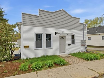 25 Bourne St, Three Rivers, MA, 01080
