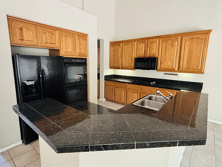 2316 Tedesca Dr — Photo 5