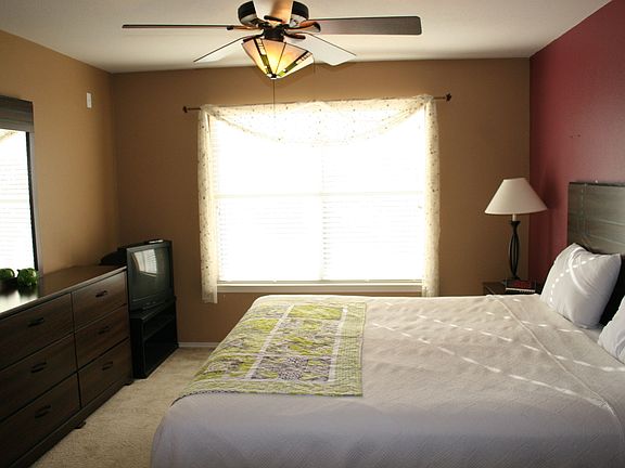 Large master bedroom on the main level!!