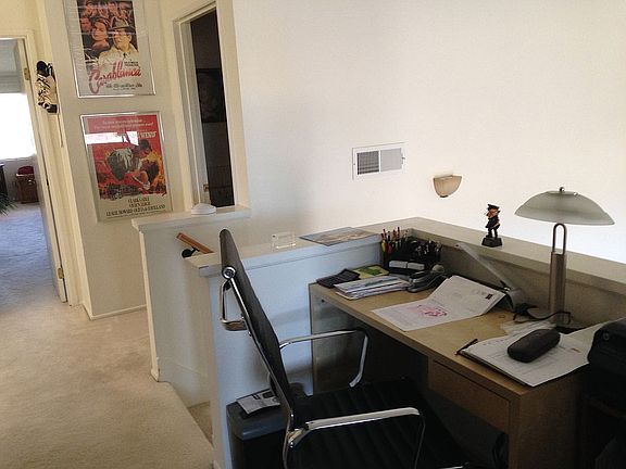 Den / Office space