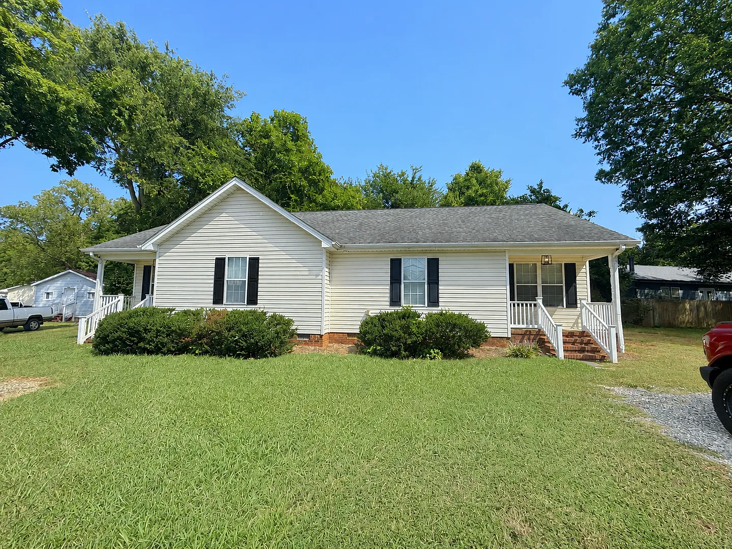 308 East Gilbreath St — Photo 1