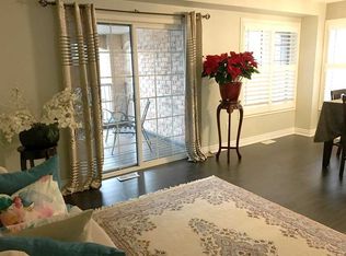 515 Rossland Rd E, Ajax, ON L1Z0K8