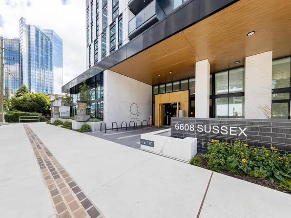 6608 Sussex Ave #2202, Burnaby, BC V5H 3C6