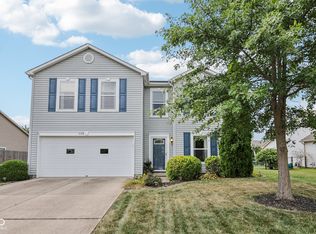 1123 E McClarnon Dr, Greenfield, IN