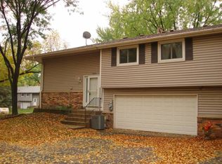 1265 Timbershore Ln, Eagan, MN 55123