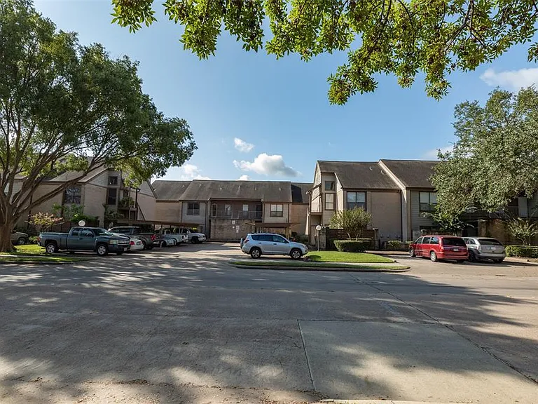 8293 Sands Point Dr #185 — Photo 20