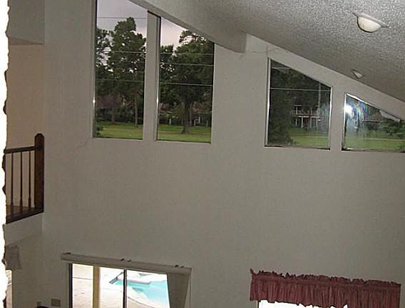 5th image of 20411 Atascocita Shores Dr