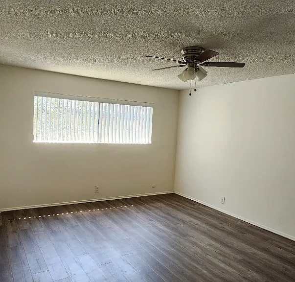 5040 Tujunga Ave #7 — Photo 15