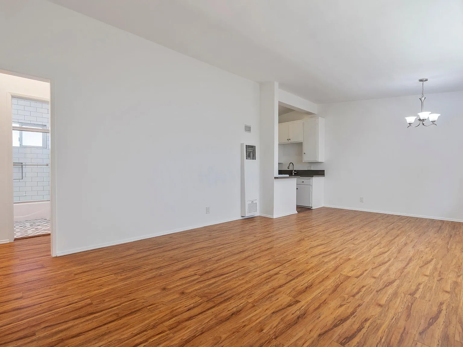 1 bed, 600 sqft, $2,395 — Photo 3