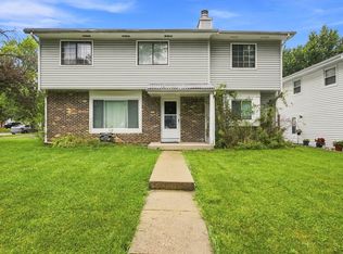 2714 Lydia St, Waukegan, IL 60085