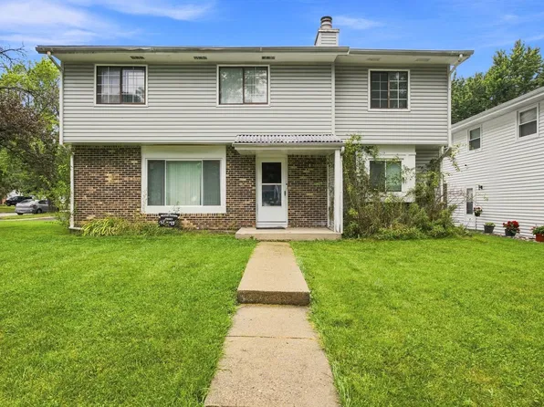 2714 Lydia St, Waukegan, IL 60085