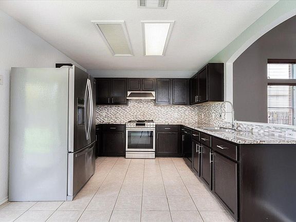 5th image of 5809 Speyside Dr