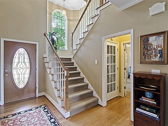 4th image of 1530 Mount McKinley Dr