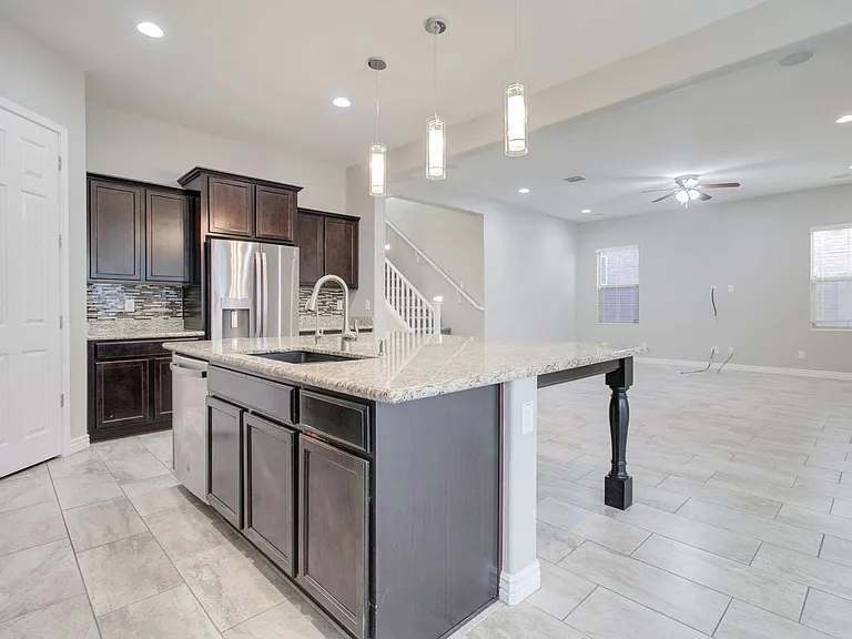4617 E Walter Way — Photo 17