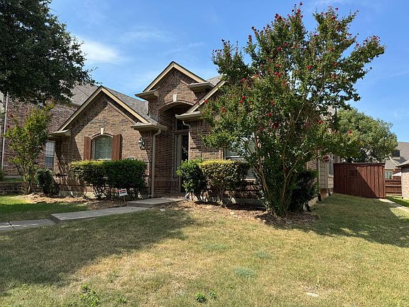 2nd image of 14620 Falling Leaf Dr