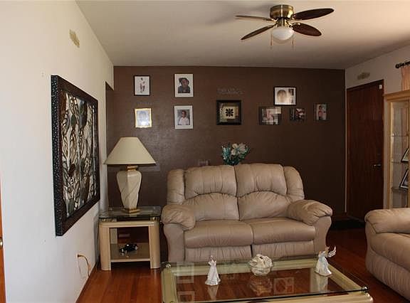 3rd image of 11644 Hannibal Dr
