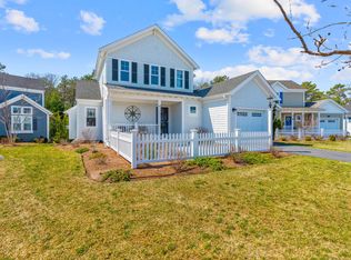 24 Cobblestone Circle, Mashpee, MA 02649