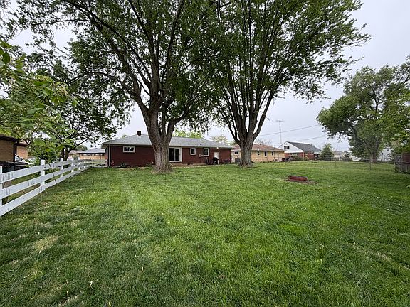 3rd image of 5145 Ridgewood Rd W