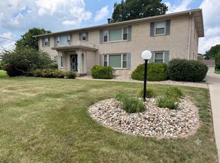 3110 24th St #E, Rock Island, IL 61201