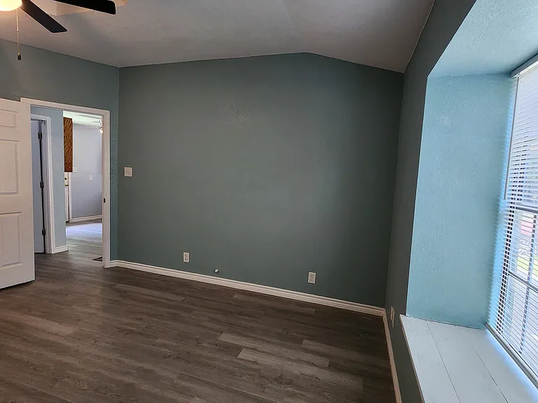 523 S San Bernardo Ave — Photo 10