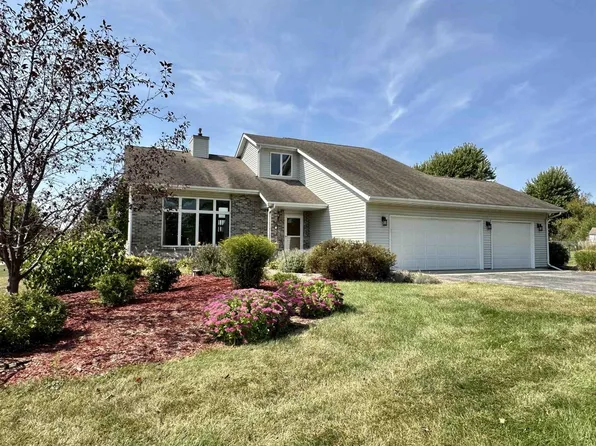 6428 South Edgewater Drive, Beloit, WI 53511