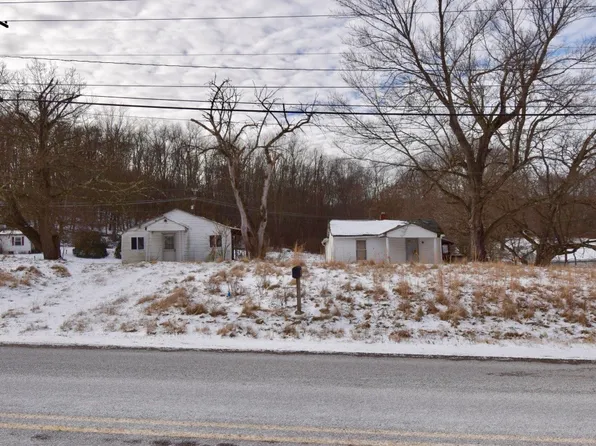 2134 Silverville Rd, Freeport, PA 16229