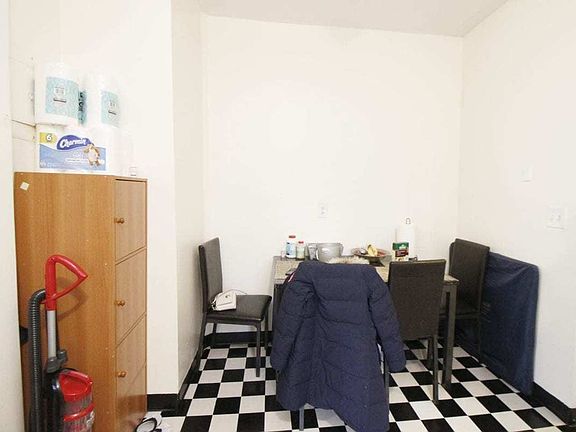 3rd image of 3220 Broadway APT 4B