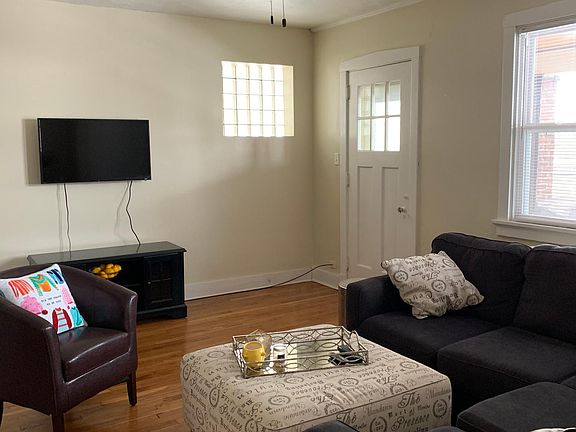 Access to private porch