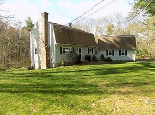 131 Howland Rd, Assonet, MA 02702