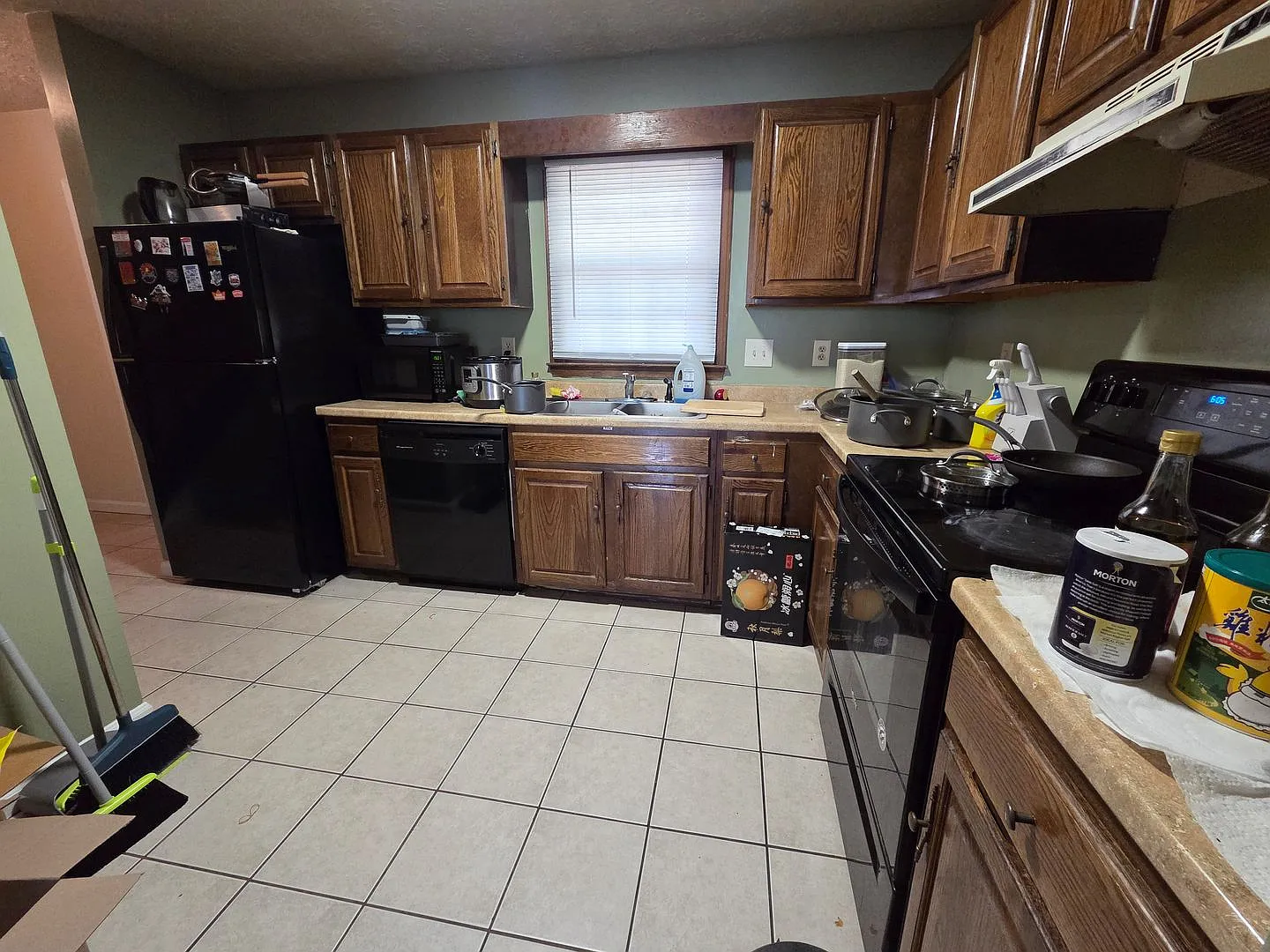 2 Bed 2.5 Bath Condo — Photo 3