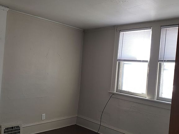 5th image of 2432 W Concordia Ave #3306