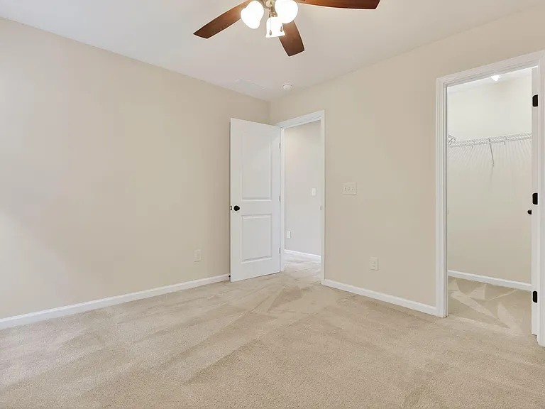 125 Begen St — Photo 26